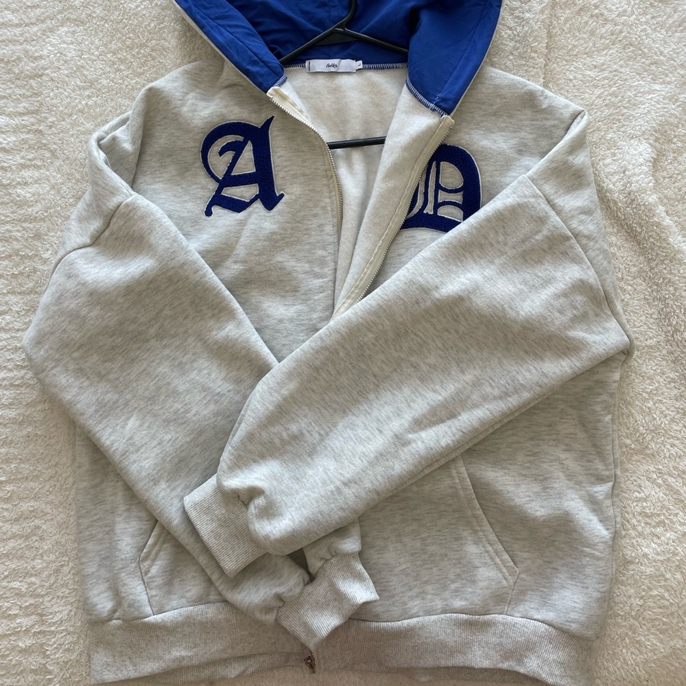 NEW Adika oversized hoodie (zip up)